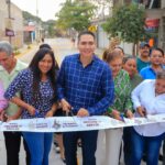 Héctor Santana entrega las calles Primavera y 20 de Noviembre en Mezcales con pavimento hidráulico y mejoras integrales