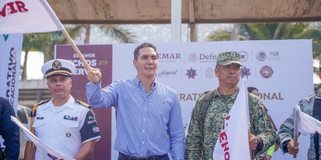 Héctor Santana da inicio al Operativo Vacacional “Bahía Seguro” en Bahía de Banderas