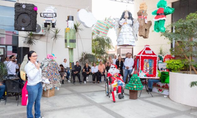 concurso de piñatas navideñas