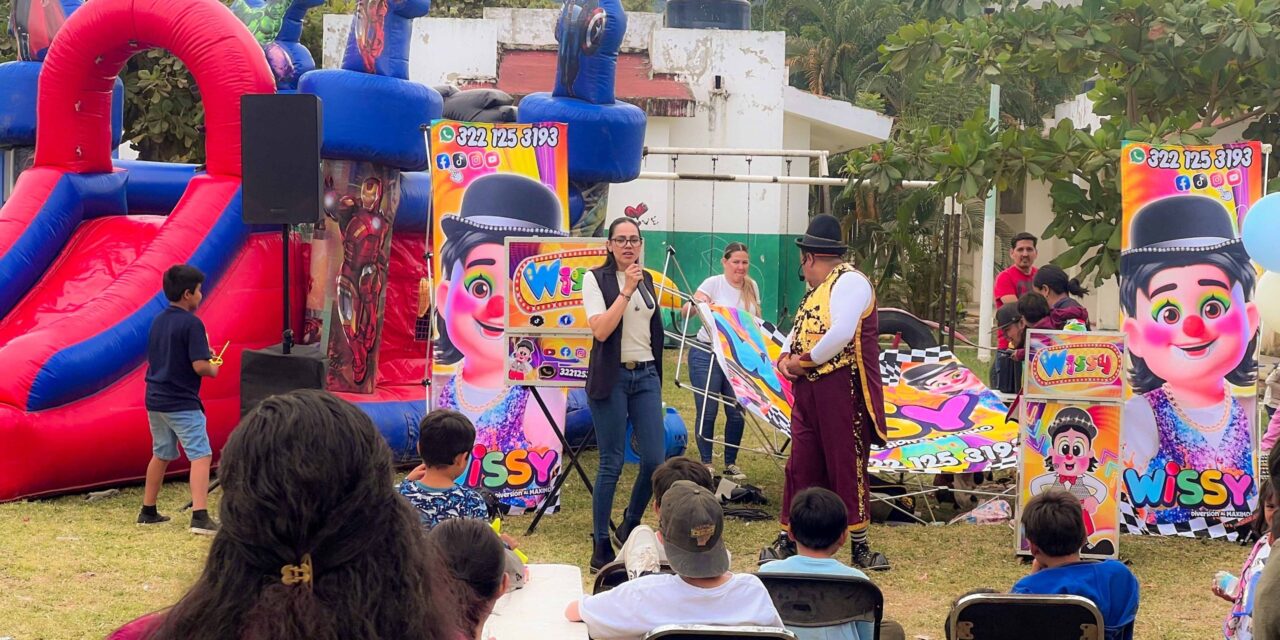 Disfruta infantes albergados de “festejo de reyes”