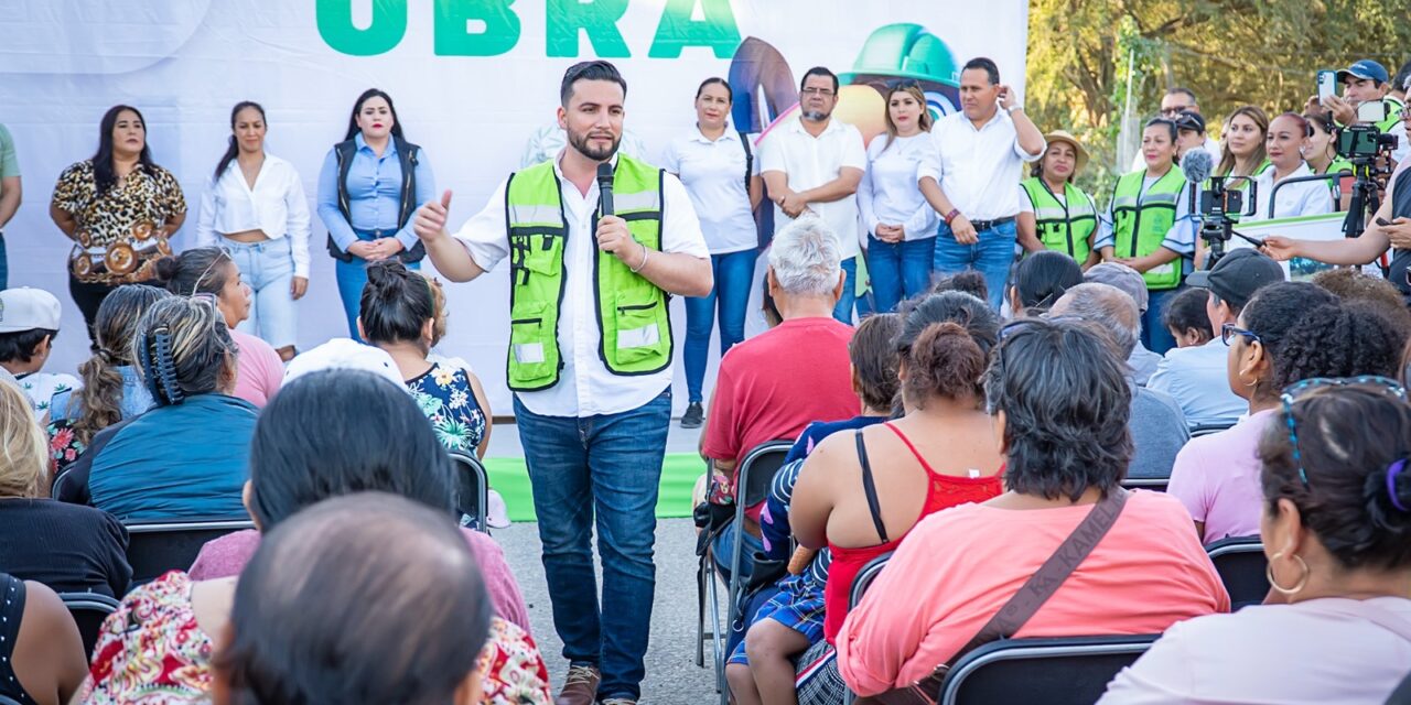 Apuesta Munguía a mejorar la conectividad del puerto con calles pavimentadas