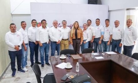 Gobierno de Nayarit atiende a trabajadores del CECYTEN