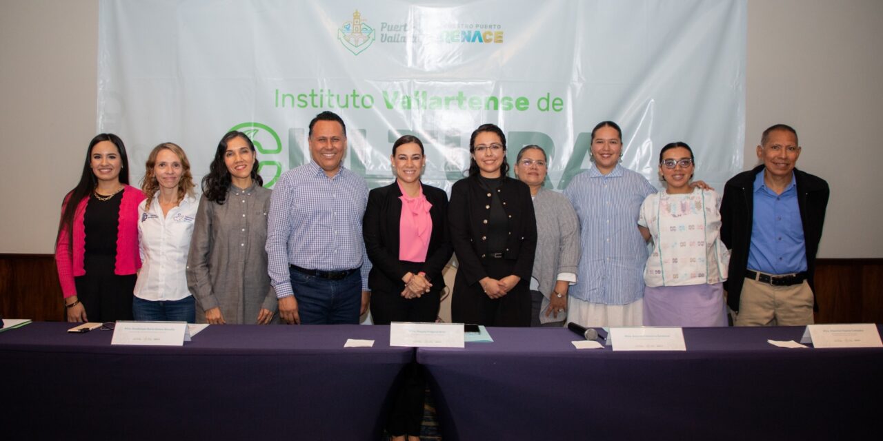 Fortalece el IVC la cultura en Puerto Vallarta