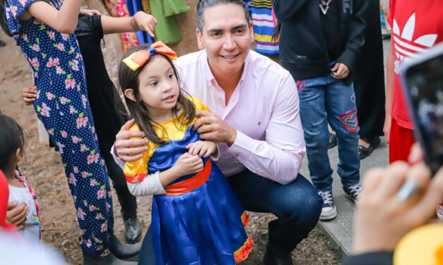 Héctor Santana cierra con éxito las celebraciones del Día de Reyes en Bahía de Banderas