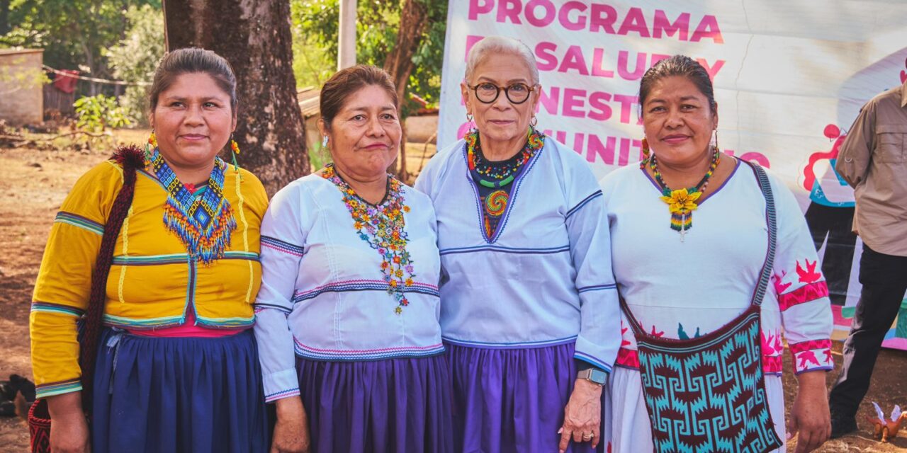 Familias de Cerro de los Tigres agradecen a Beatriz Estrada por el respaldo a la niñez de su comunidad