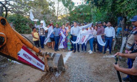 “VAMOS A REGRESARLE LA DIGNIDAD A EL COATANTE”: HÉCTOR SANTANA ARRANCA OBRA DE ALCANTARILLADO