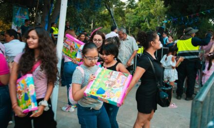 MIGUEL ÁNGEL NAVARRO Y BEATRIZ ESTRADA CELEBRAN A LAS NIÑAS Y NIÑOS CON UNA GRAN FIESTA LLENA DE ALEGRÍA Y SORPRESAS