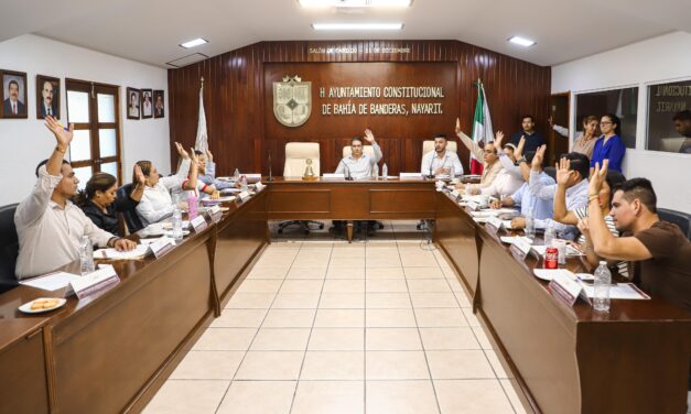 Héctor Santana impulsa reformas en favor de pueblos originarios y mujeres; recibe respaldo del Cabildo