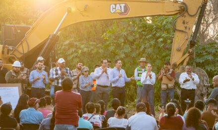 HÉCTOR SANTANA ARRANCA COLECTOR PLUVIAL EN FLAMINGOS PARA MITIGAR INUNDACIONES EN LA CARRETERA 200