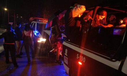✅ ⛈️APOYA POLICÍA DE BAHÍA DE BANDERAS A LA CIUDADANÍA EN ZONAS AFECTADAS POR LLUVIAS⛈️