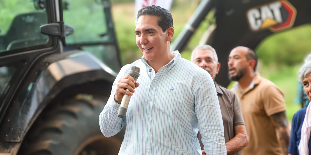 Héctor Santana cumple su palabra y arranca la construcción de la Casa de la Tercera Edad en Los Sauces