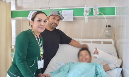 ESPECIALISTAS DEL IMSS NAYARIT SALVAN VIDA DE JOVEN DE 14 AÑOS TRAS ACCIDENTE EN MOTOCICLETA