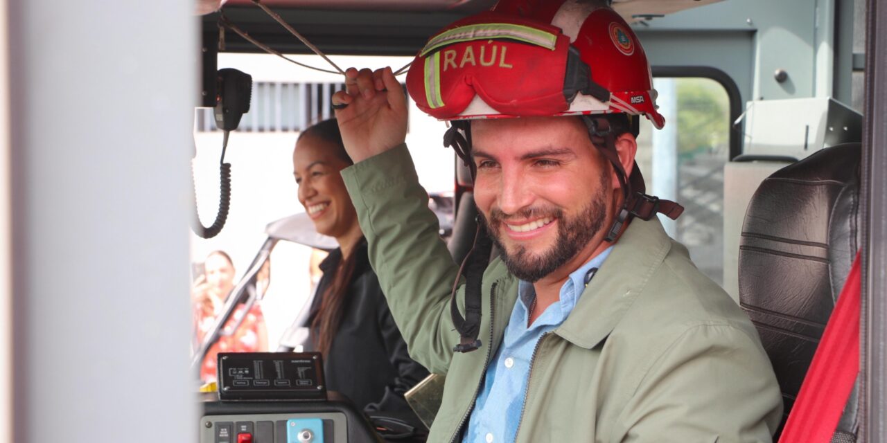 VALLARTA RECIBE ENTREGA HISTÓRICA DE EQUIPO PARA PROTECCIÓN CIVIL Y BOMBEROS