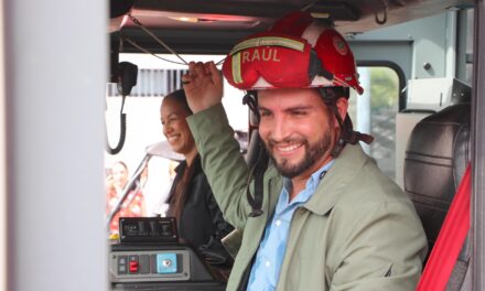 VALLARTA RECIBE ENTREGA HISTÓRICA DE EQUIPO PARA PROTECCIÓN CIVIL Y BOMBEROS