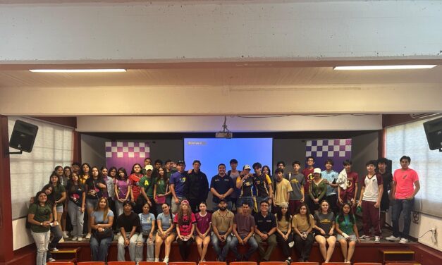 INJUVE LLEVA CHARLA Y PROGRAMAS A ESTUDIANTES DEL CETIS 100 EN TEPIC