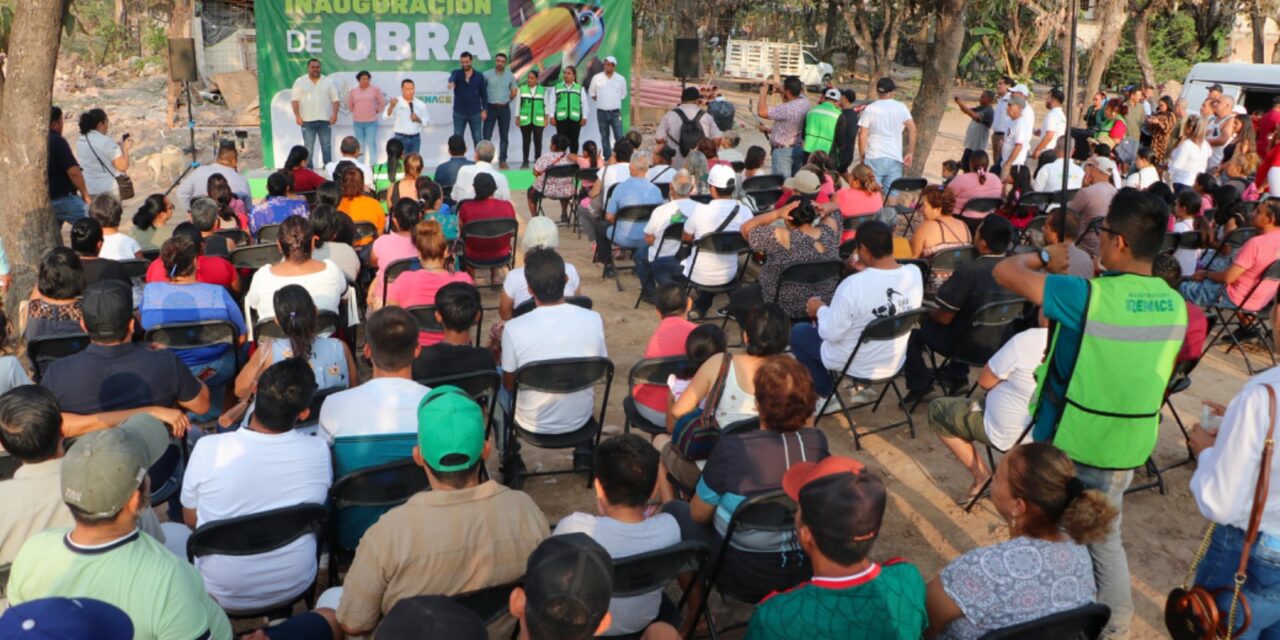 VECINOS DE JOYAS DEL PEDREGAL AGRADECEN AL ALCALDE LUIS MUNGUÍA POR NUEVO PUENTE