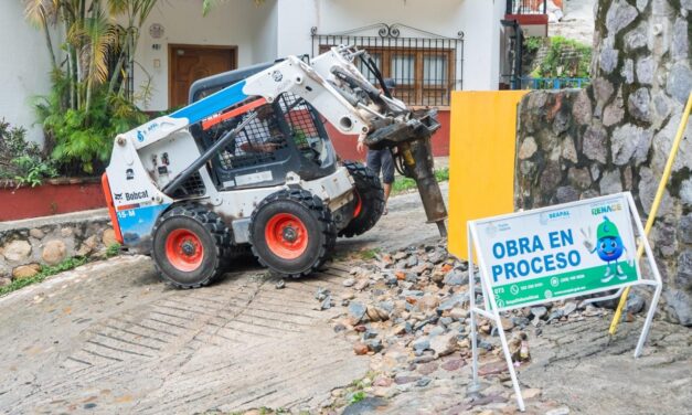 SEAPAL VALLARTA ATIENDIÓ CON PRONTITUD RUPTURA EN LÍNEA DE BOMBEO DEL TANQUE AGUACATE