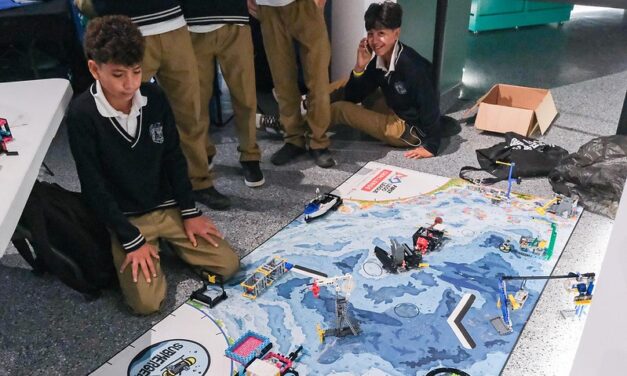 Participan más de 200 estudiantes de educación básica en evento estatal de robótica 