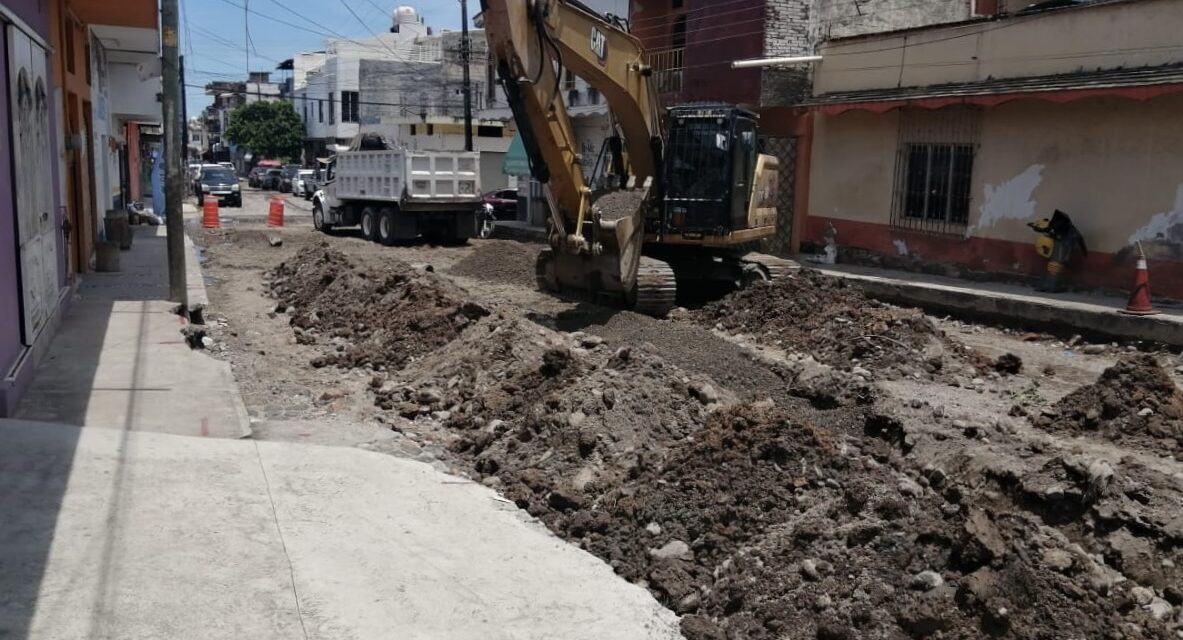 Gobierno de Compostela sigue trabajando para brindar servicios públicos dignos y funcionales a todas y todos los compostelenses
