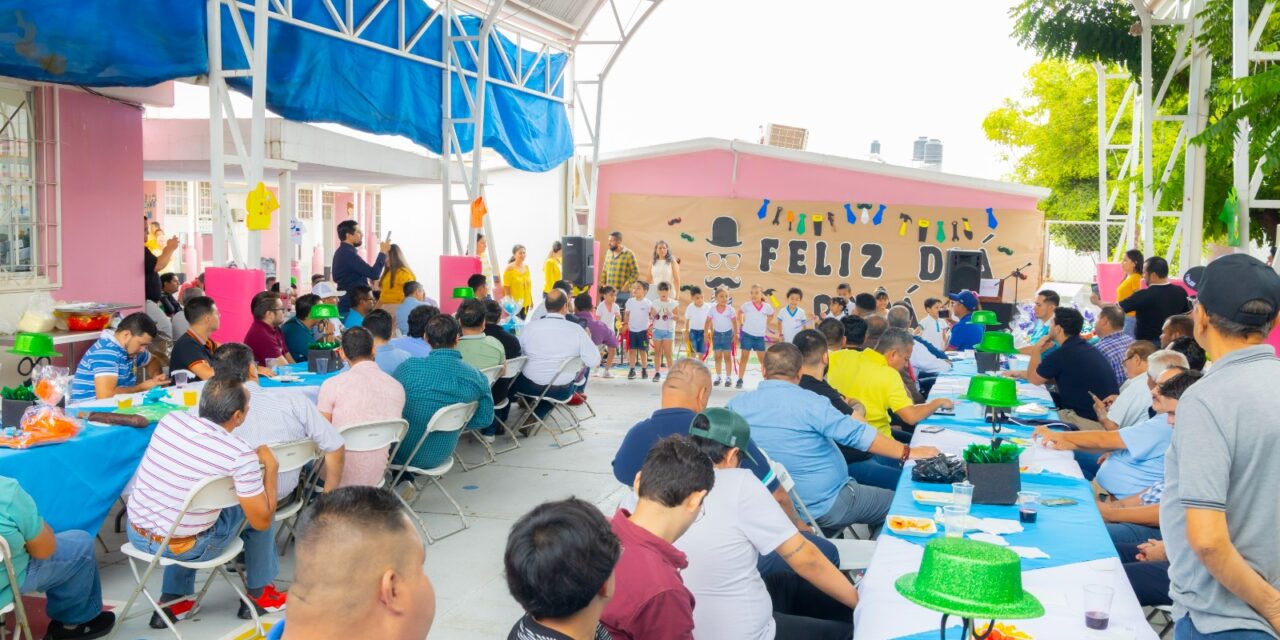 DIF Nayarit celebra a los padres del CENDI con emotivo desayuno