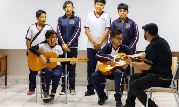 Impulso al talento juvenil: DIF fortalece formación artística en secundaria Francisco Benítez Silva