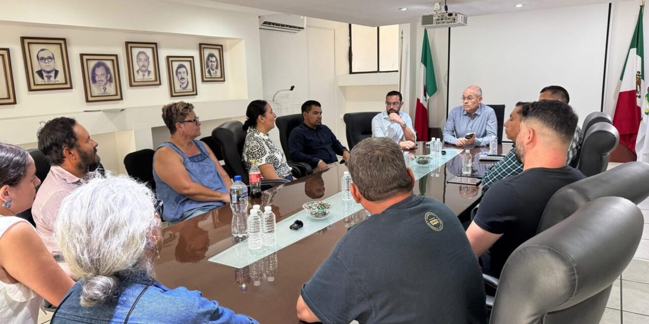 SOSTIENE FISCAL DE NAYARIT DIÁLOGO CON FAMILIARES DE PERSONAS DETENIDAS EN OPERATIVO CARRETERO