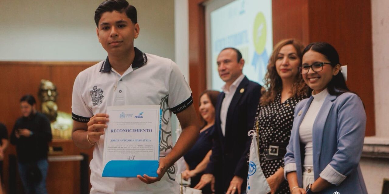 La FEUAN celebra su 44° Aniversario y reconoce la excelencia del estudiantado con el Mérito Estudiantil Universitario 2025