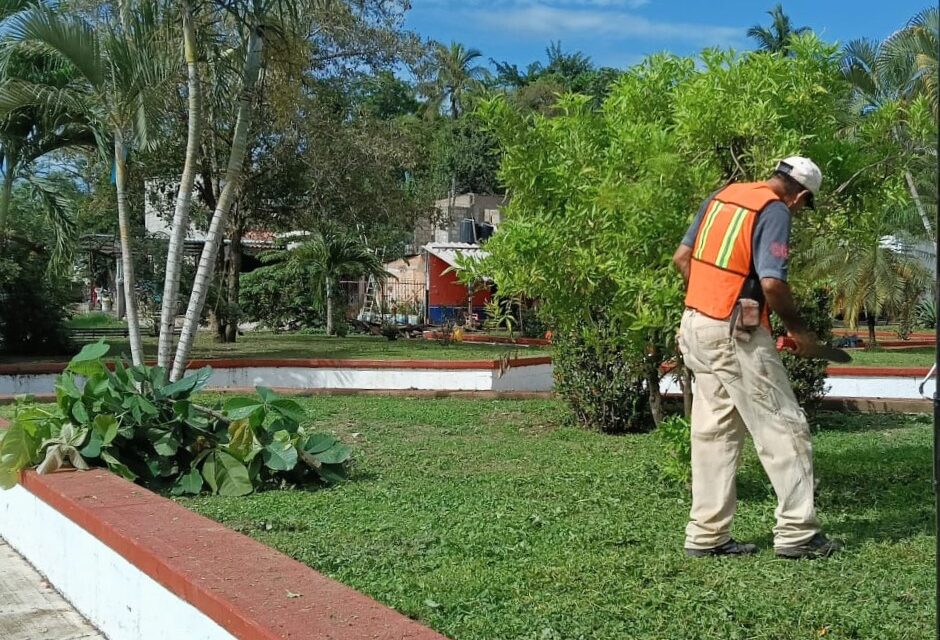 EMBELLECEMOS ÚRSULO GALVÁN CON TRABAJO Y COMPROMISO