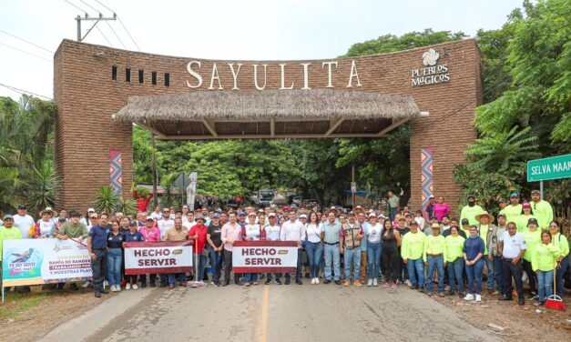 HÉCTOR SANTANA ENCABEZA JORNADA DEL LIMPIATÓN EN SAYULITA