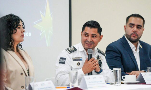 ¡CAPACITACIÓN CONTINUA POR LOS DERECHOS HUMANOS!