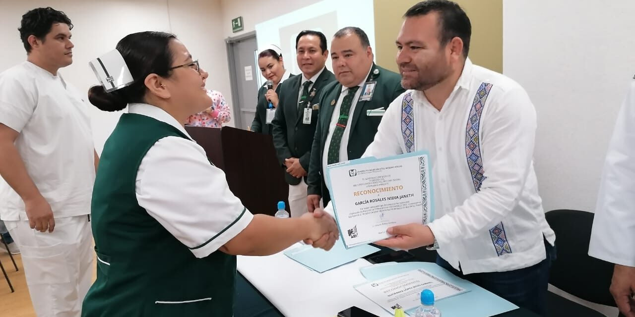 CONCLUYEN ENFERMERAS Y ENFERMEROS DEL IMSS NAYARIT DIPLOMADO EN HEMODIÁLISIS
