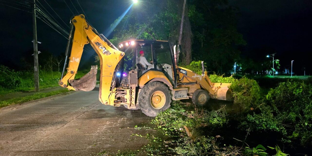 Avenida México más segura gracias a trabajos de limpieza
