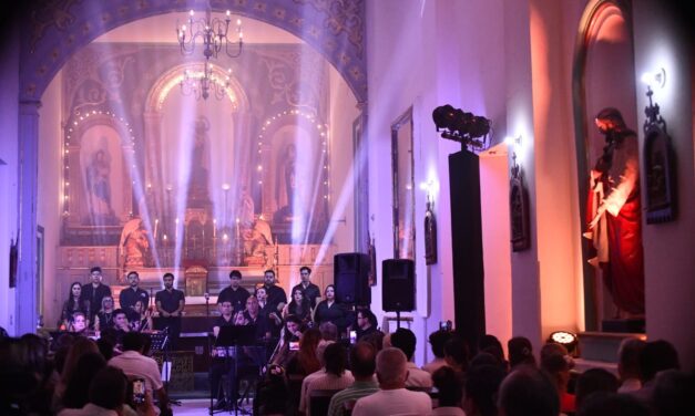Mazatlán ilumina el Templo de San José y enaltece su valor histórico y cultural