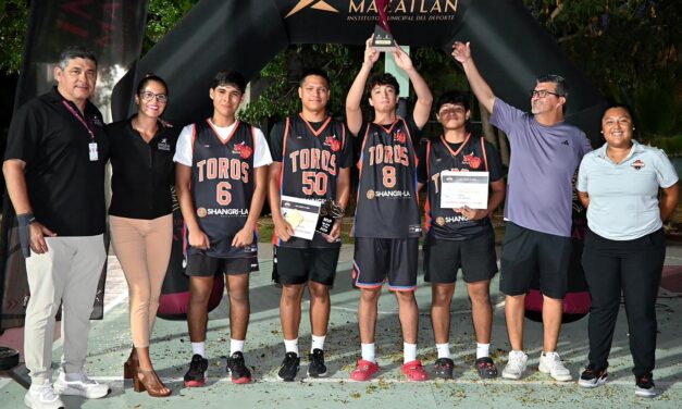 Reconocen a los mejores talentos del torneo Junior El Toro 2025 en Mazatlán