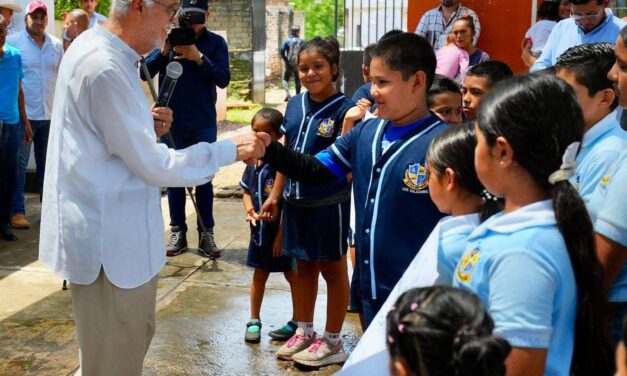 ESCUELAS DIGNAS PARA CONSTRUIR UN FUTURO DE OPORTUNIDADES