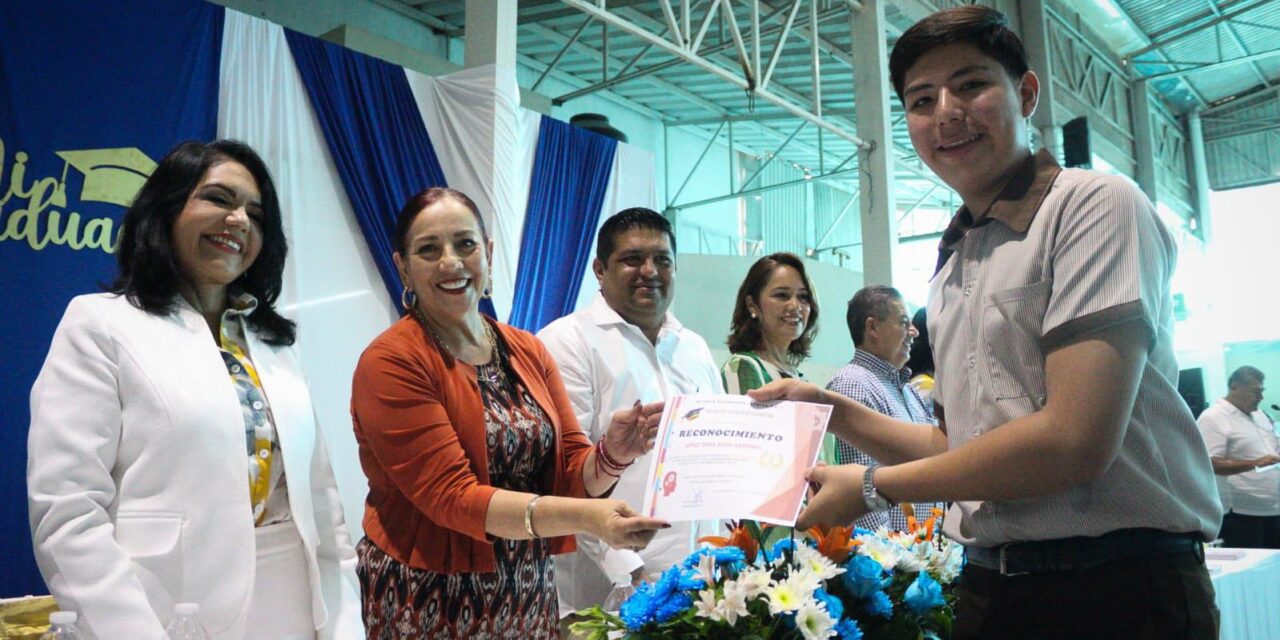 XALISCO CELEBRA EL FUTURO: GRADUACIONES LLENAS DE VALORES Y COMPROMISO