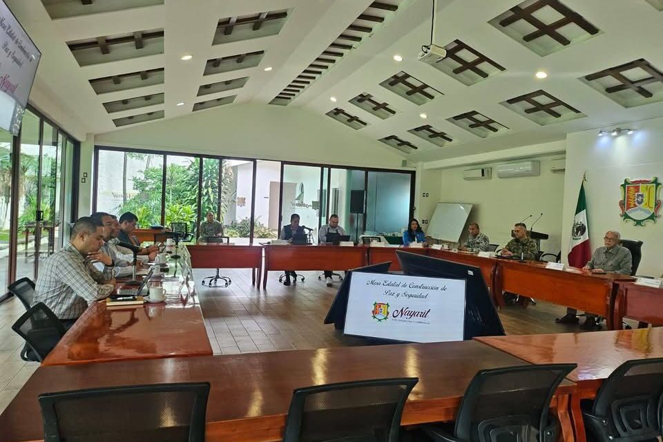 Gobernador Navarro Quintero refuerza la construcción de paz y seguridad en Nayarit