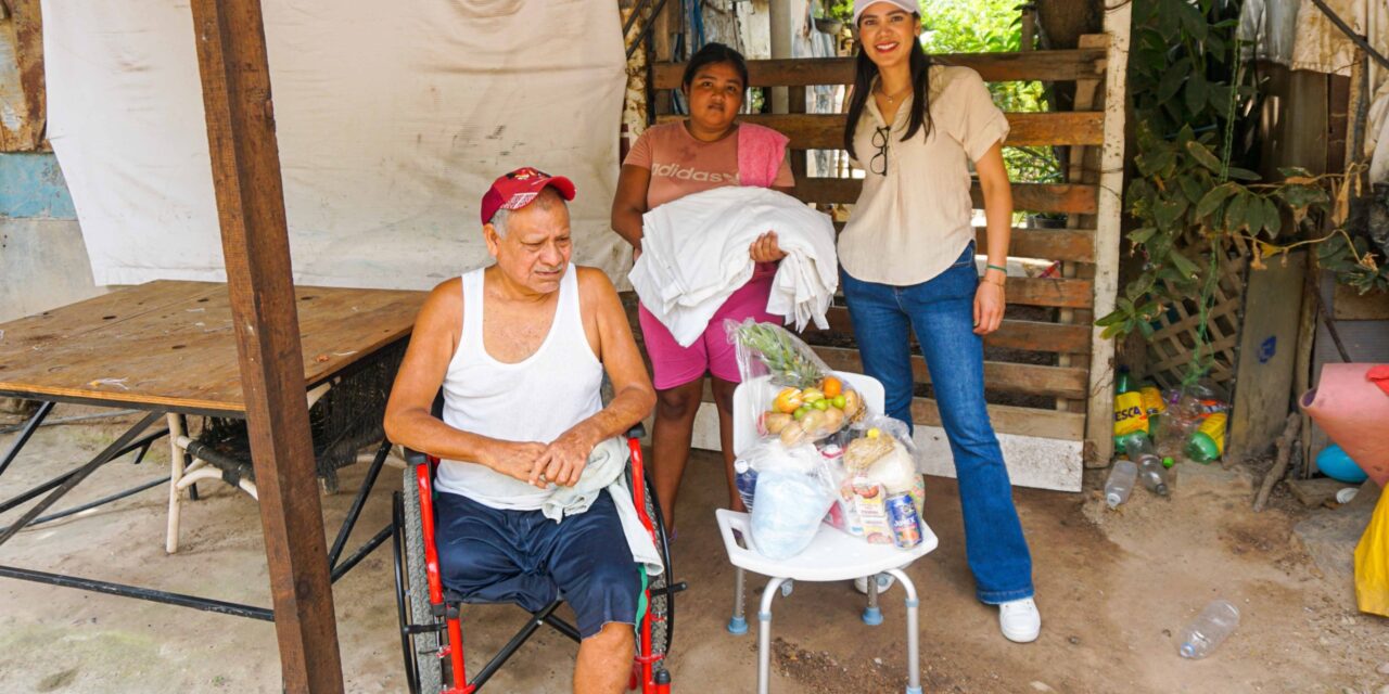 DIF VALLARTA ENTREGA APOYOS A PERSONAS CON DISCAPACIDAD