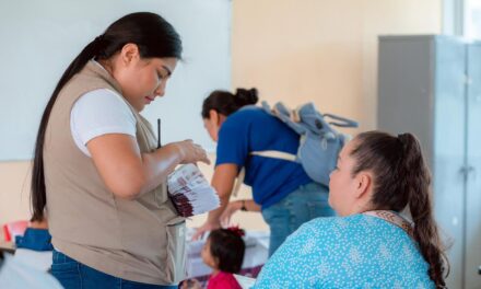 BECAS “RITA CETINA” LLEGAN A ESCUELAS DE NAYARIT