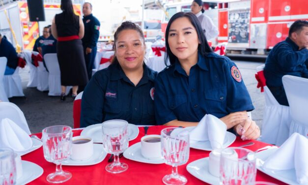 BOMBEROS DE NAYARIT CELEBRAN SU DÍA CON HOMENAJE A LA TRAYECTORIA Y VOCACIÓN DE SERVICIO