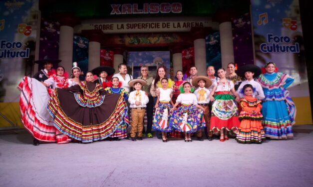 DIVERSIÓN Y TRADICIÓN EN EL FORO CULTURAL DE LA FERIA DEL ELOTE XALISCO 2025