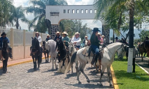 Brinda SSPC seguridad en la Ferial del Elote 2025 en Jala