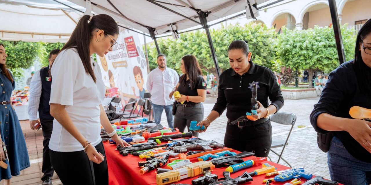 TEPIC DICE SÍ AL DESARME: 403 JUGUETES BÉLICOS CAMBIADOS POR PAZ Y SEGURIDAD