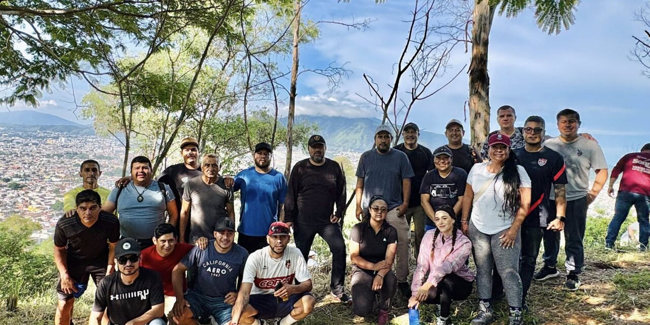 OCTAVA JORNADA DE REFORESTACIÓN EN EL CERRO DE LA CRUZ EN TEPIC