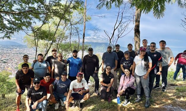 OCTAVA JORNADA DE REFORESTACIÓN EN EL CERRO DE LA CRUZ EN TEPIC