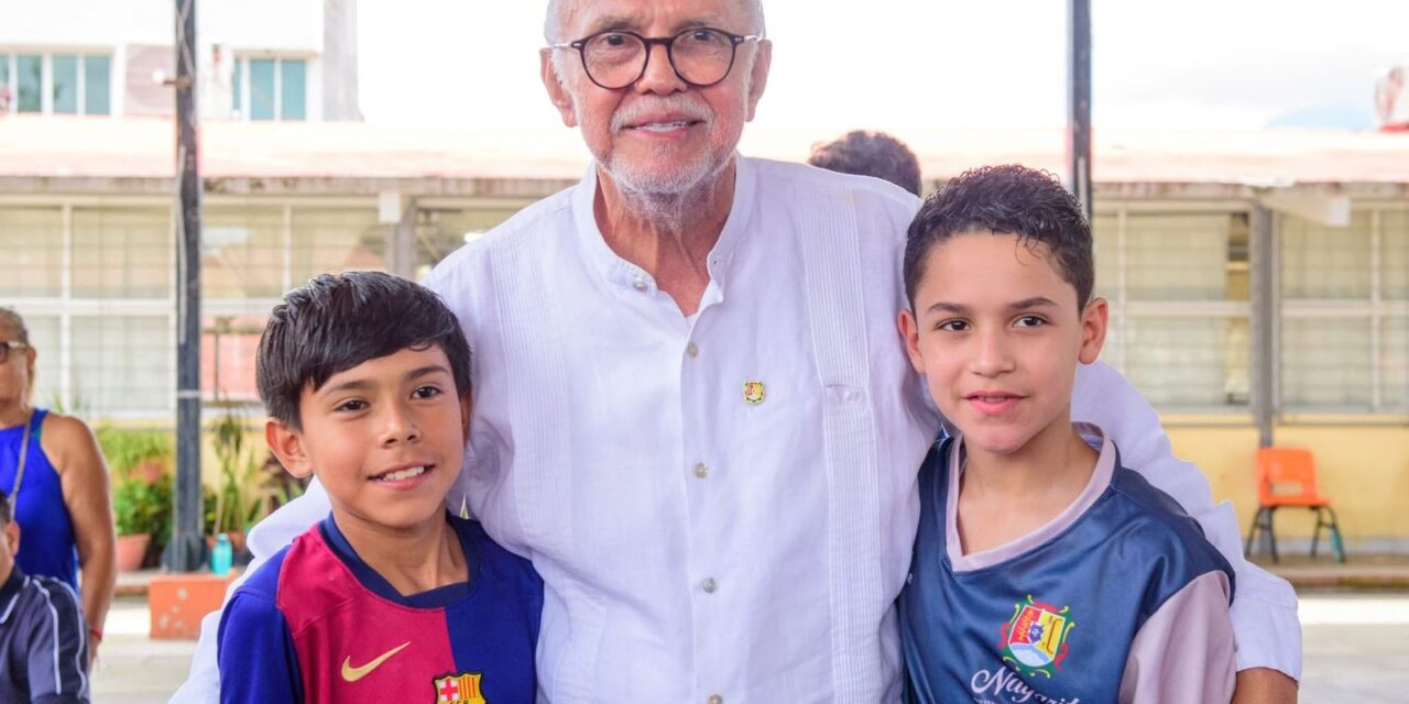Navarro Quintero supervisa acciones para dignificar escuelas en Tepic