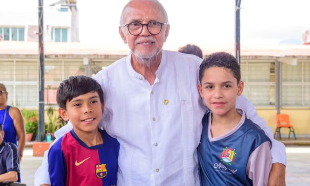 Navarro Quintero supervisa acciones para dignificar escuelas en Tepic