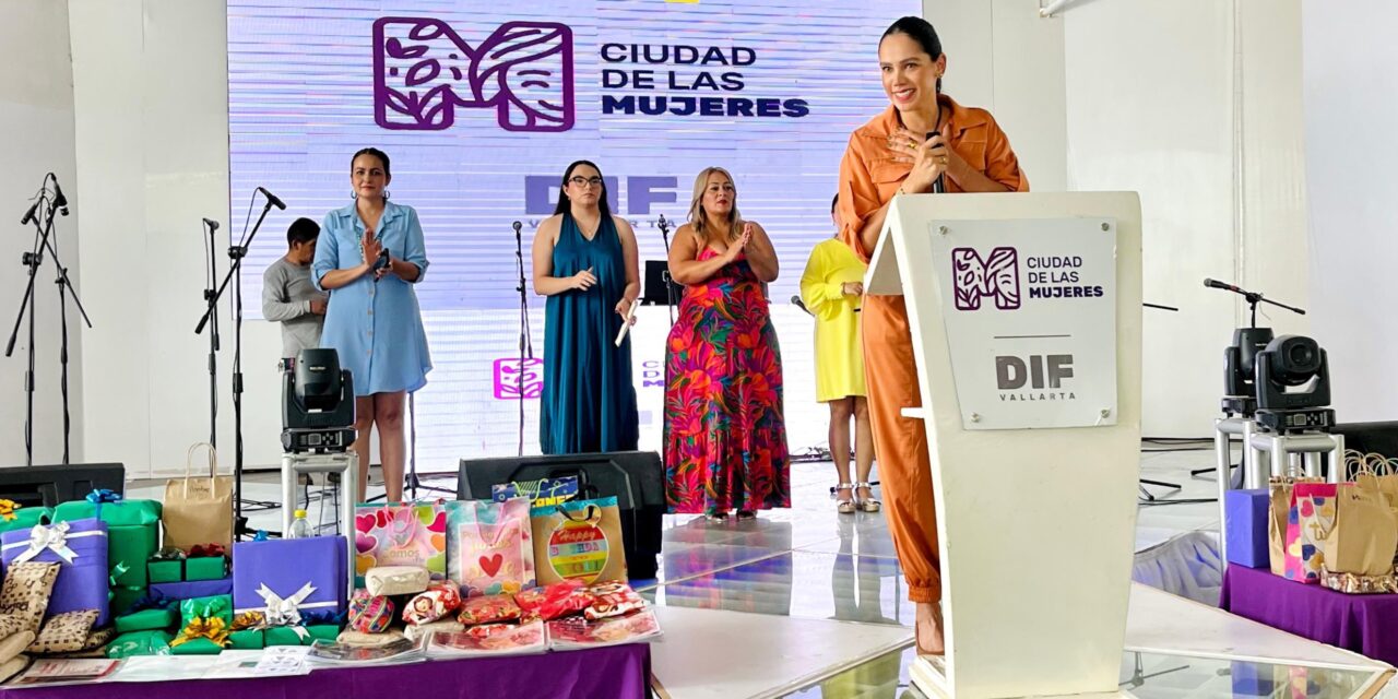 CELEBRA DIF A LOS ADULTOS MAYORES CON LA “CANA AL AIRE”