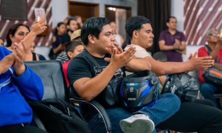 ENTREGA BEATRIZ ESTRADA APOYOS A EMPRENDEDORES Y PERSONAS CUIDADORAS