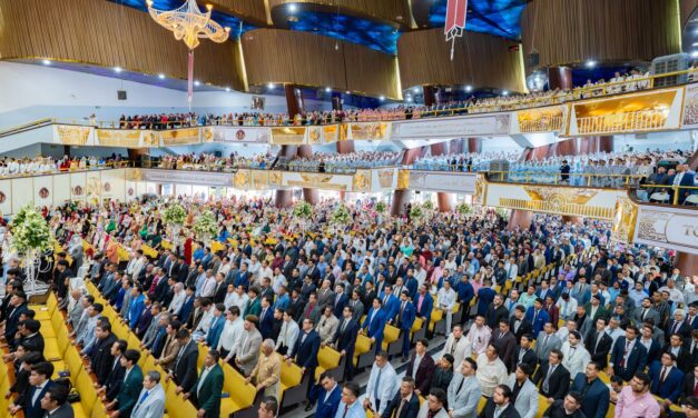 NAYARITAS PARTICIPAN DE LA SANTA CENA 2025 DE LA LUZ DEL MUNDO EN GUADALAJARA